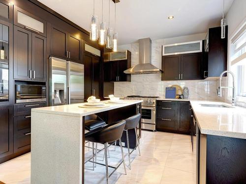 Kitchen - 3640 Rue Orléans, Brossard, QC - Indoor Photo Showing Kitchen With Upgraded Kitchen