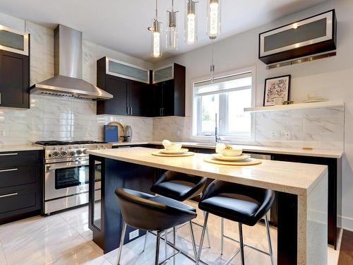 Kitchen - 3640 Rue Orléans, Brossard, QC - Indoor Photo Showing Kitchen With Upgraded Kitchen