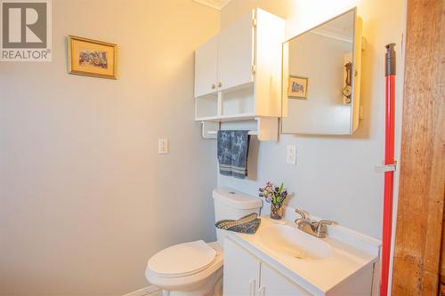 134 Main Road, Bristols Hope, NL - Indoor Photo Showing Bathroom