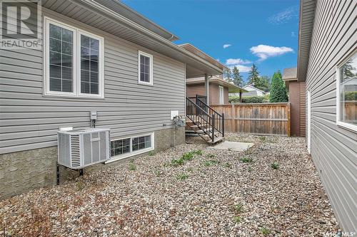 2516 Kelvin Avenue, Saskatoon, SK - Outdoor With Exterior