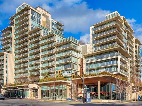 605-707 Courtney St, Victoria, BC - Outdoor With Facade