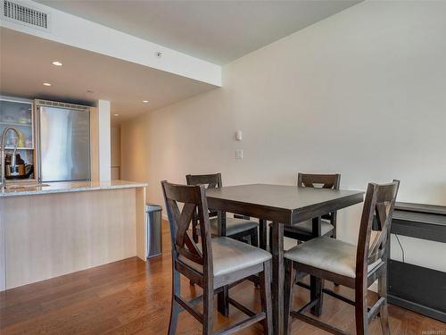 605-707 Courtney St, Victoria, BC - Indoor Photo Showing Dining Room