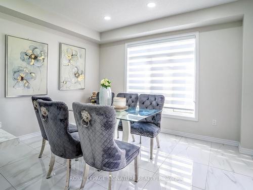 22 Westlake Cres, Bradford West Gwillimbury, ON - Indoor Photo Showing Dining Room