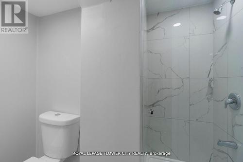 32 Nectarine Crescent, Brampton (Westgate), ON - Indoor Photo Showing Bathroom