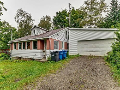 FaÃ§ade - 18 520E Avenue, Saint-Hippolyte, QC - Outdoor