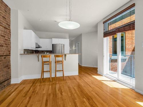 Dining room - 4896 Rue Hutchison, Montréal (Le Plateau-Mont-Royal), QC - Indoor Photo Showing Kitchen