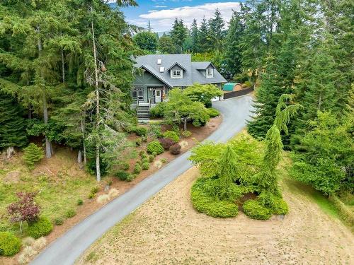 2057 Buckingham Rd, Duncan, BC 