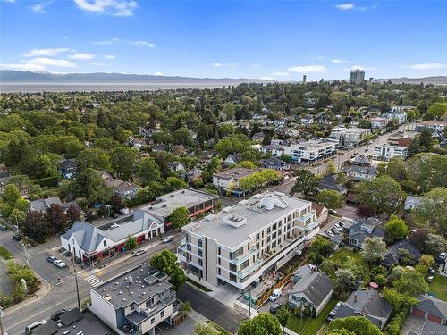 205-1916 Oak Bay Ave, Victoria, BC - Outdoor With View