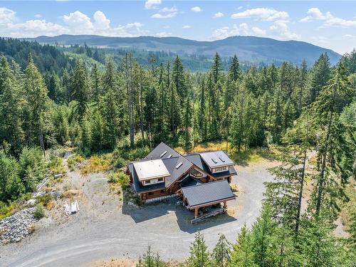 2745 Nanaimo River Rd, Nanaimo, BC 