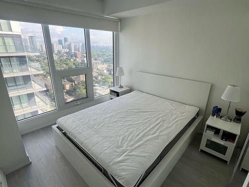 3101-181 Dundas St E, Toronto, ON - Indoor Photo Showing Bedroom