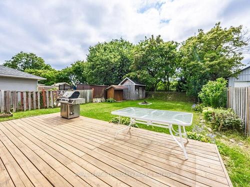 1105 Norman Cres, Oshawa, ON - Outdoor With Deck Patio Veranda With Backyard