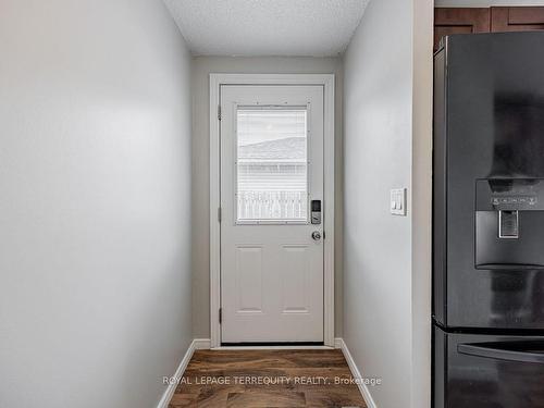 1105 Norman Cres, Oshawa, ON - Indoor Photo Showing Other Room