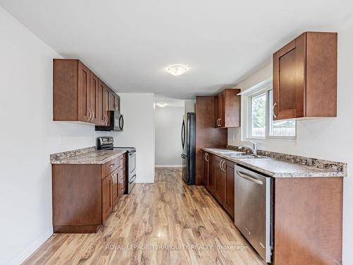 1105 Norman Cres, Oshawa, ON - Indoor Photo Showing Kitchen With Double Sink