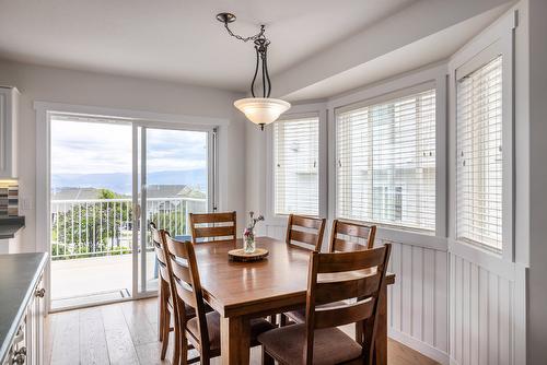 3669 Morningside Drive, West Kelowna, BC - Indoor Photo Showing Dining Room