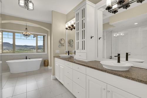 158 Terrace Hill Court, Kelowna, BC - Indoor Photo Showing Bathroom