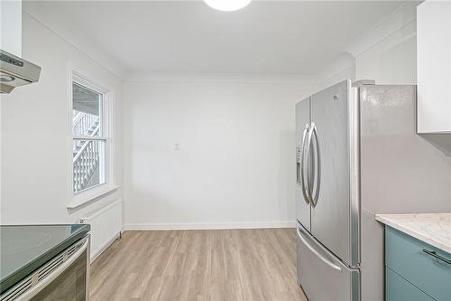 19 Fawell Avenue, St. Catharines, ON - Indoor Photo Showing Kitchen