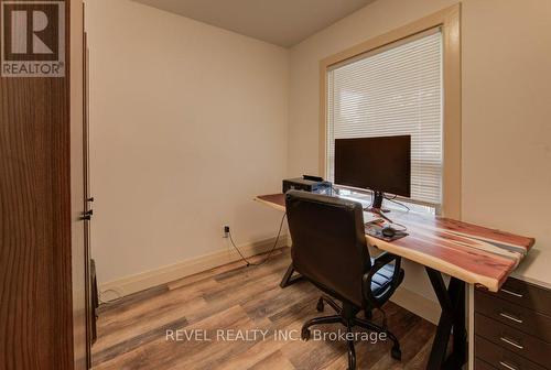 72 Edgemont Street N, Hamilton (Crown Point), ON - Indoor Photo Showing Office