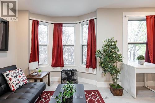 38 Inchbury Street, Hamilton (Strathcona), ON - Indoor