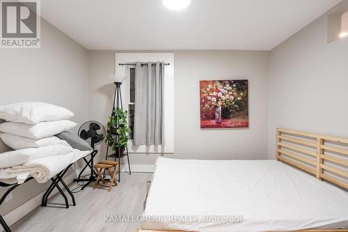 38 Inchbury Street, Hamilton, ON - Indoor Photo Showing Bedroom