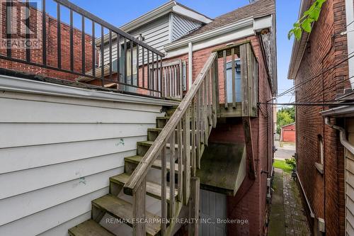 236 Grosvenor Avenue N, Hamilton (Crown Point), ON - Outdoor