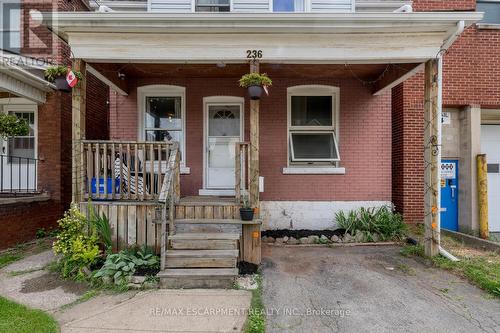 236 Grosvenor Avenue N, Hamilton (Crown Point), ON - Outdoor