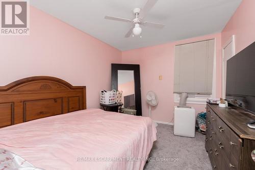 236 Grosvenor Avenue N, Hamilton, ON - Indoor Photo Showing Bedroom