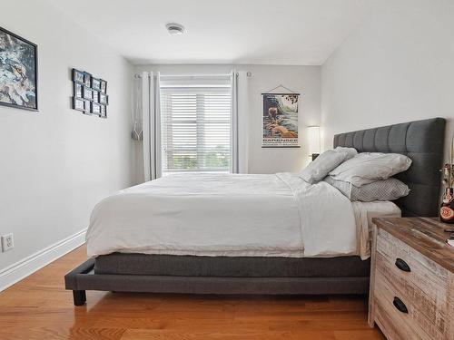 Master bedroom - 503-100 Rue Rhéaume, Montréal (Verdun/Île-Des-Soeurs), QC - Indoor Photo Showing Bedroom