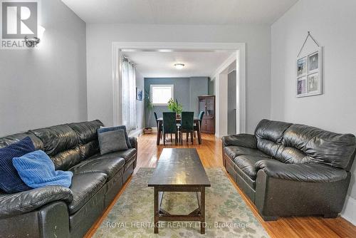 180 Angeline Street N, Kawartha Lakes (Lindsay), ON - Indoor Photo Showing Living Room