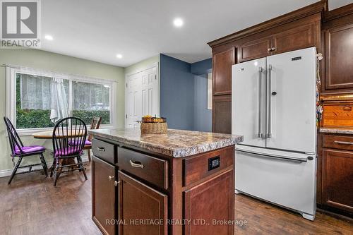 180 Angeline Street N, Kawartha Lakes (Lindsay), ON - Indoor Photo Showing Kitchen