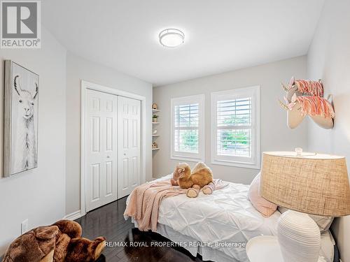 32 Burning Springs Place W, Whitby (Brooklin), ON - Indoor Photo Showing Bedroom