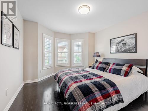 32 Burning Springs Place W, Whitby (Brooklin), ON - Indoor Photo Showing Bedroom