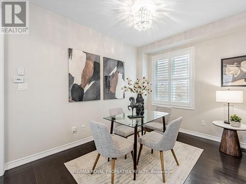 32 Burning Springs Place W, Whitby (Brooklin), ON - Indoor Photo Showing Living Room