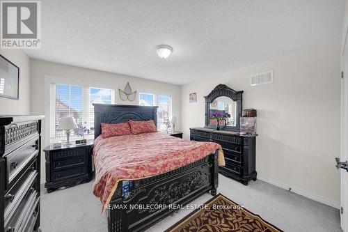 201 Eight Avenue, New Tecumseth (Alliston), ON - Indoor Photo Showing Bedroom