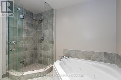 403 - 33 Ellen Street, Barrie (City Centre), ON - Indoor Photo Showing Bathroom