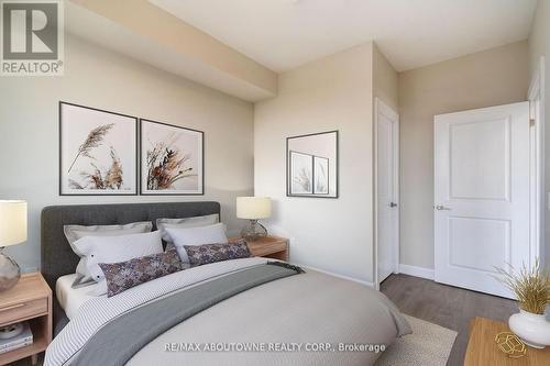 916 - 3220 William Coltson Avenue, Oakville, ON - Indoor Photo Showing Bedroom