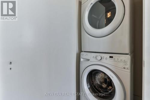 3408 - 510 Curran Place, Mississauga (Creditview), ON - Indoor Photo Showing Laundry Room