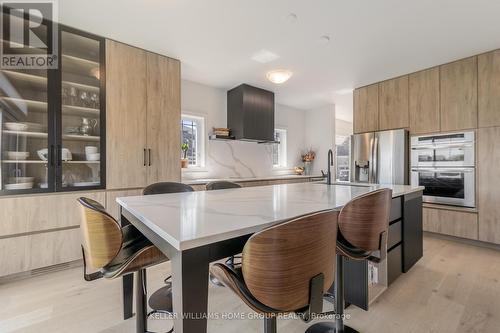 48 Macalister Boulevard, Guelph, ON - Indoor Photo Showing Kitchen With Upgraded Kitchen