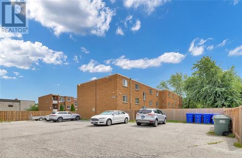 2490 Rivard Avenue Unit# 9, Windsor, ON - Outdoor