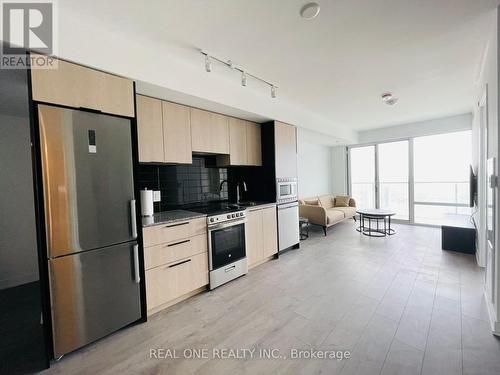 5107 - 501 Yonge Street, Toronto (Bay Street Corridor), ON - Indoor Photo Showing Kitchen