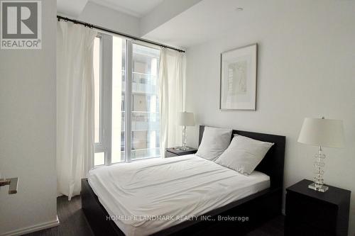 910 - 68 Shuter Street, Toronto (Church-Yonge Corridor), ON - Indoor Photo Showing Bedroom