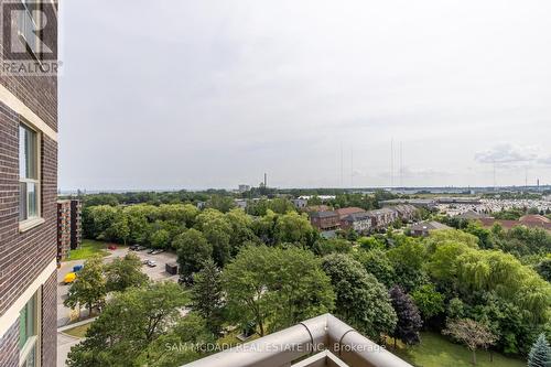 1001 - 966 Inverhouse Drive, Mississauga (Clarkson), ON - Outdoor With View