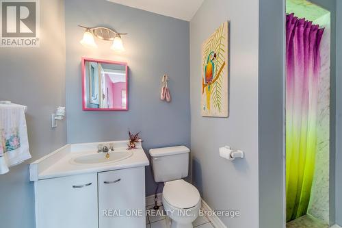 566 Blenheim Crescent, Oakville, ON - Indoor Photo Showing Bathroom