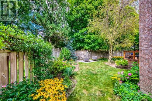 566 Blenheim Crescent, Oakville (Eastlake), ON - Outdoor