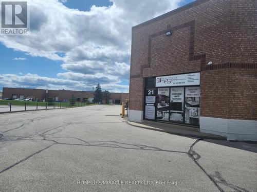 21 - 2131 Williams Parkway E, Brampton (Gore Industrial North), ON 