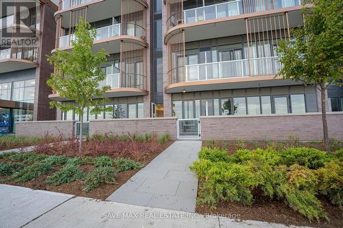 Th108 - 220 Missinnihe Way, Mississauga, ON - Outdoor With Balcony With Facade