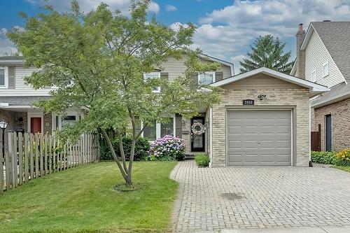 2450 Malcolm Crescent, Burlington, ON - Outdoor