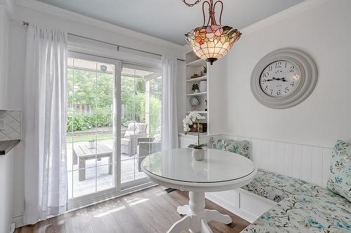 2450 Malcolm Crescent, Burlington, ON - Indoor Photo Showing Dining Room