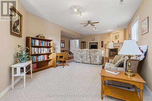 32 Symphony Court, Central Elgin, ON - Indoor Photo Showing Other Room