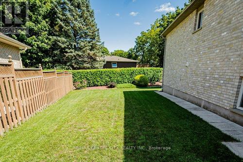 32 Symphony Court, Central Elgin, ON - Outdoor