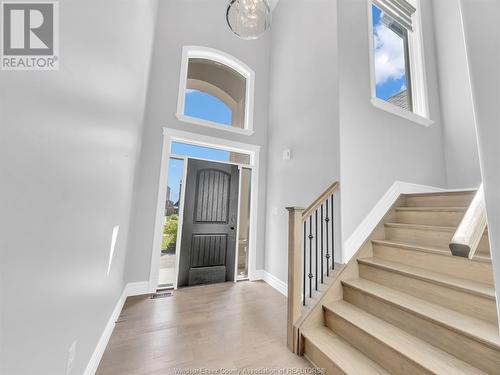 1104 Charlotte Crescent, Lakeshore, ON - Indoor Photo Showing Other Room